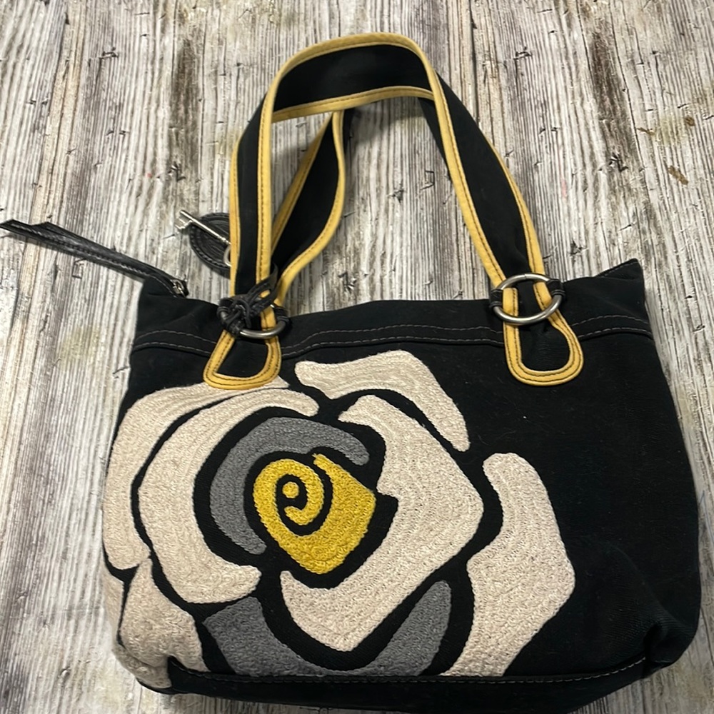 Vintage Fossil Cloth Embroidered Floral Handbag